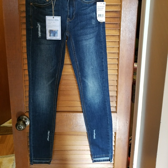 Indigo-Rein - Picture 2 of 8